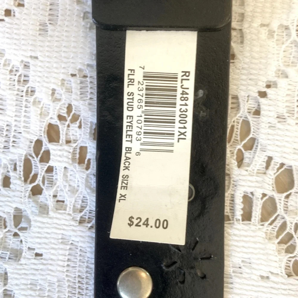 NWT Relic Women’s Floral stud eyelet black belt, SIZE XL - Picture 4 of 4